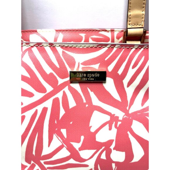 Kate Spade tote coral leaf pattern - Picture 2 of 10